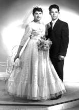 Roser i Llorenç lo dia de la boda 25-05-1958